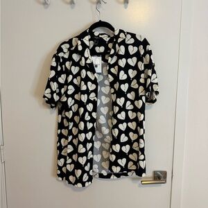 Stylish Black and White Broken Heart Print Men's Shirt